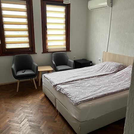 White Guest House 2 Karlovo Exterior photo