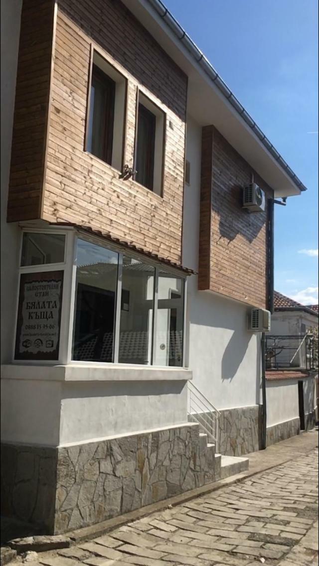 White Guest House 2 Karlovo Exterior photo